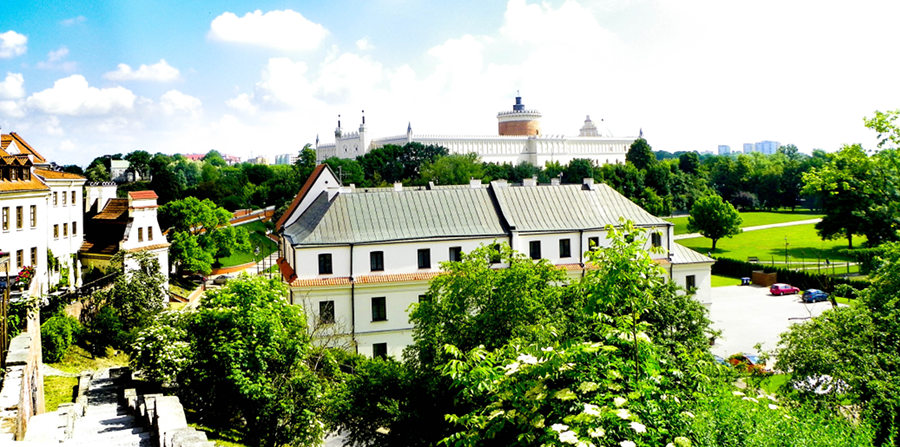 Lublin - widok na zamek z Placu Po Farze