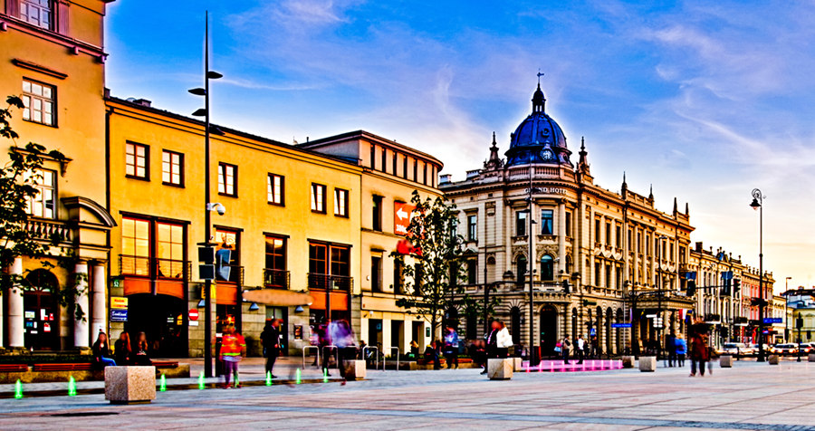 IBB Grand Hotel Lublinianka na drugim planie zdjęcia do galerii