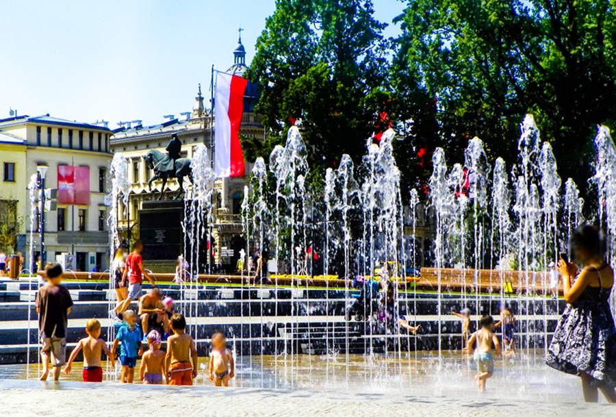 IBB Grand Hotel Lublinianka za wodą wielkiej fontanny - zdjęcie do galerii