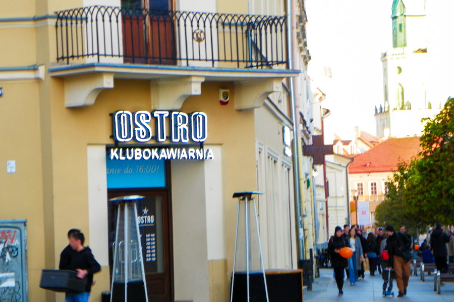 Piwo, burgery i pizzę zamówisz w Klubokawiarni Ostro w Lublinie
