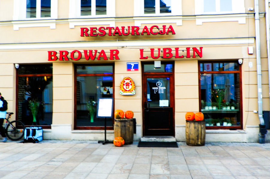 Na dobre piwo, dobry obiad oraz burgera i pizzę, można iść do Restauracji Browar Lublin