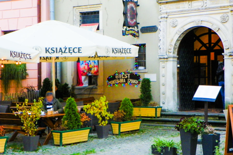 Można napić się dobrego piwa i dobrze zjeść w Restauracji Biesy w Lublinie