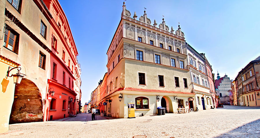 Stare Miasto, tuż obok Restauracji Browar Lublin