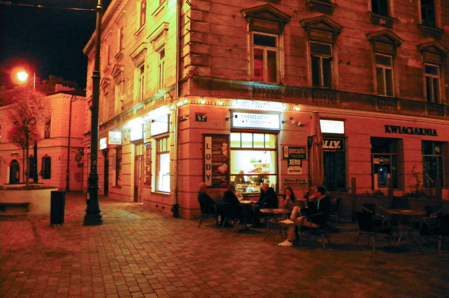 W Carmelito, w Lublinie, można zjeść dobre, lody, naleśniki i ciasto, a także wypić dobrą kawę