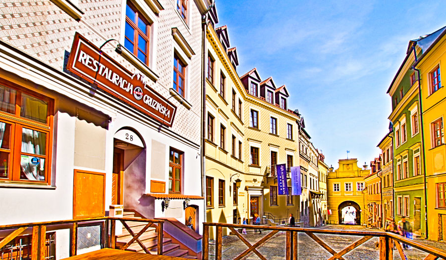 Widok od Gorga Residence Lublin na Bramę Grodzką - zdjęcie do galerii