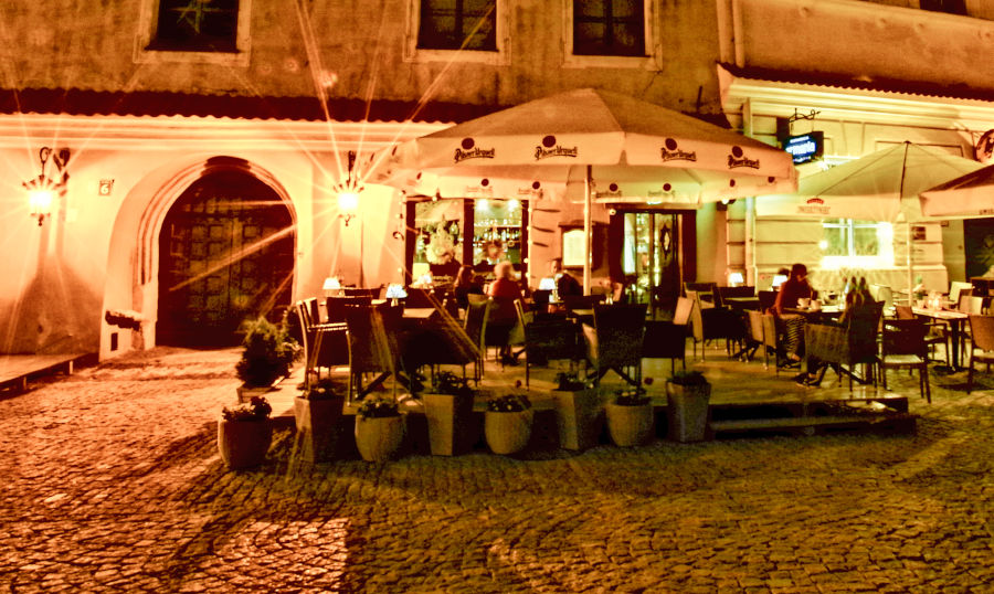 Akwarela Cafe w Lublinie, późnym wieczorem