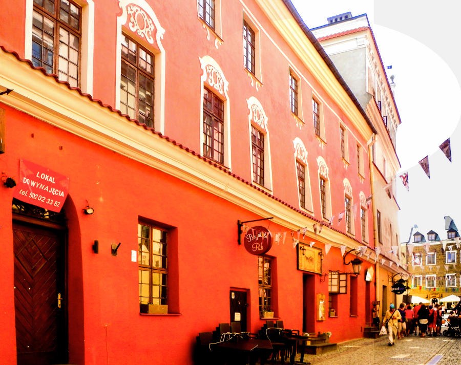 Restauracja Zaczarowana Dorożka tuż przy Rynku Starego Miasta w Lublinie - zdjęcie do galerii