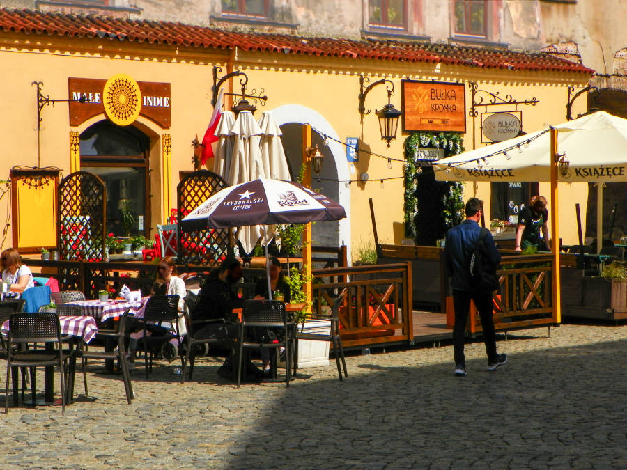 Małe Indie - restauracja wegańska w Rynku Starego Miasta w Lublinie - zdjęcie do galerii