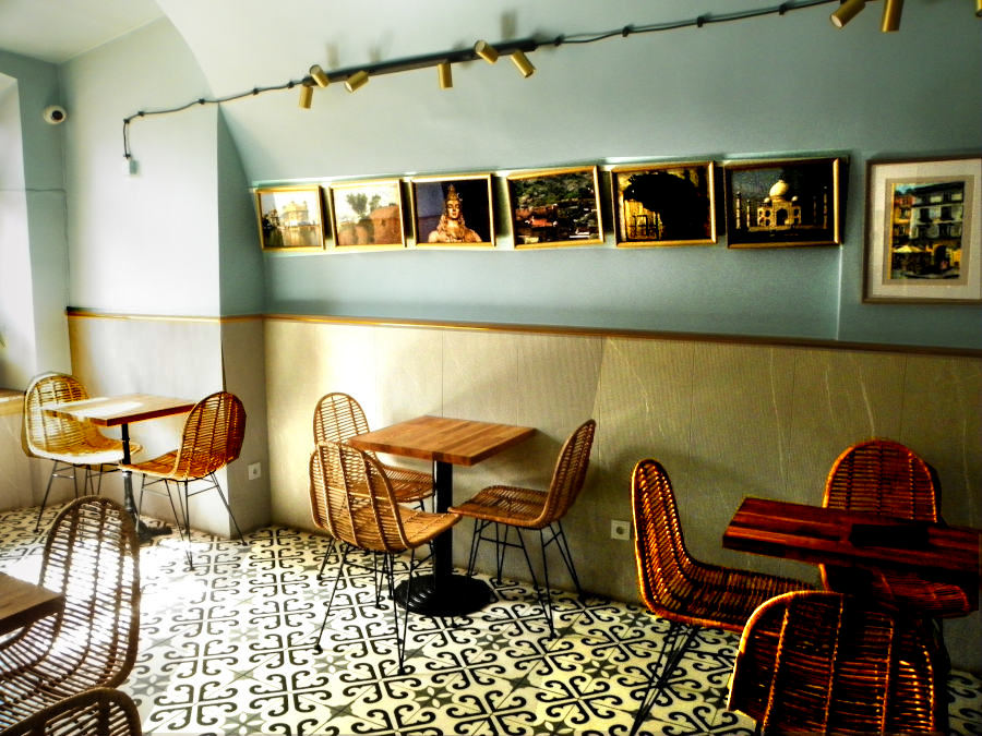 Wnętrze restauracji Małe Indie w Lublinie - zdjęcie do galerii