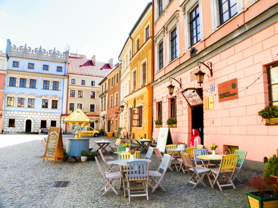 Restauracja Sielsko anielsko w Lublinie wczesnym rankiem - zdjęcie do galerii