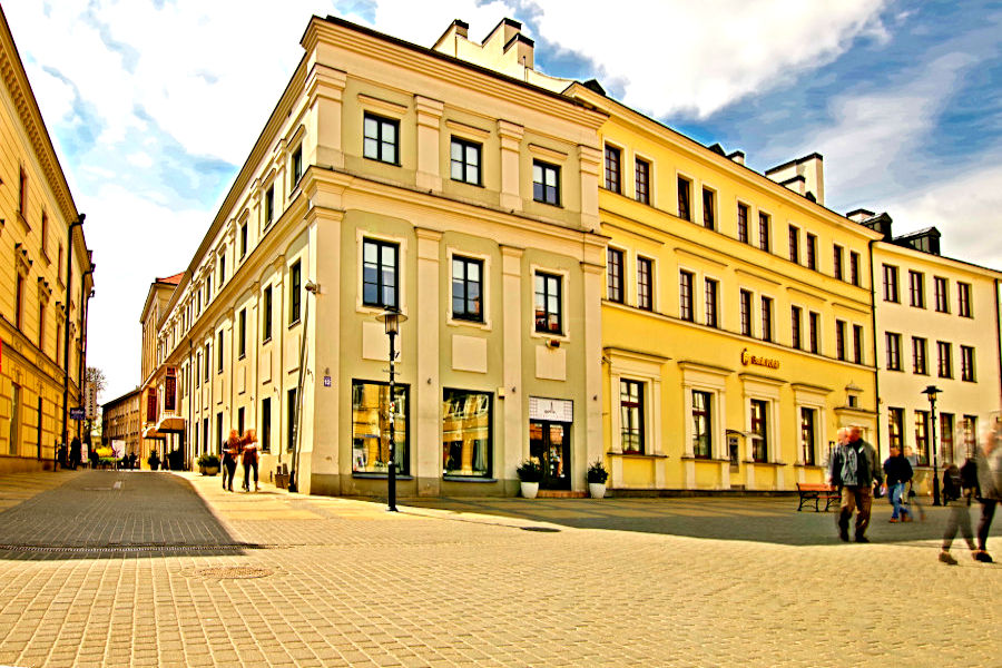 Fasada Hotelu Vanilla w Lublinie, na zdjęciu do galerii