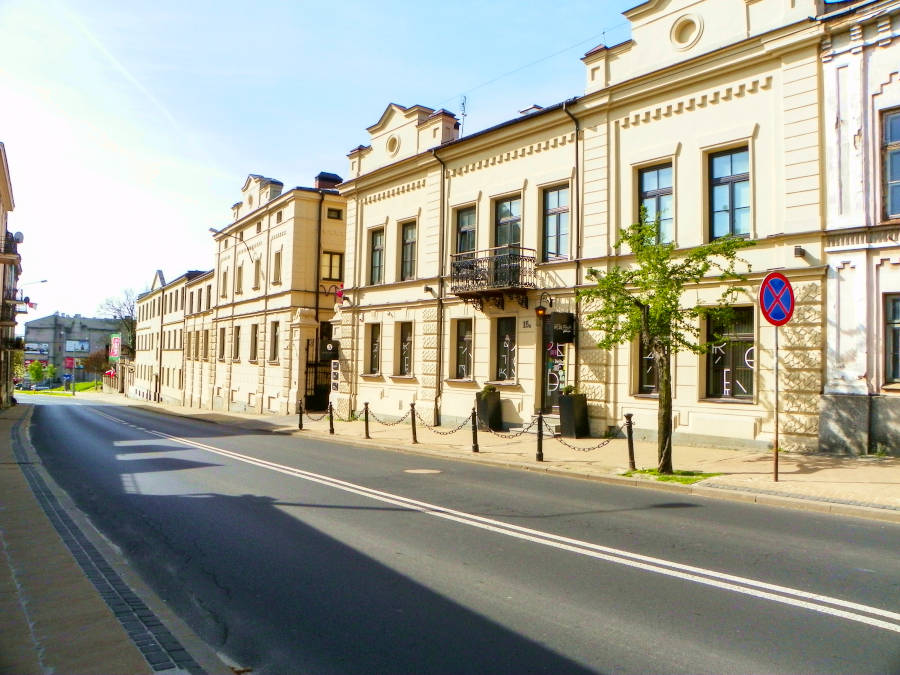 Pasaż zabytkowych budynków poklasztornych zarządzanych przez Browar Perła w Lublinie - zdjęcie do galerii